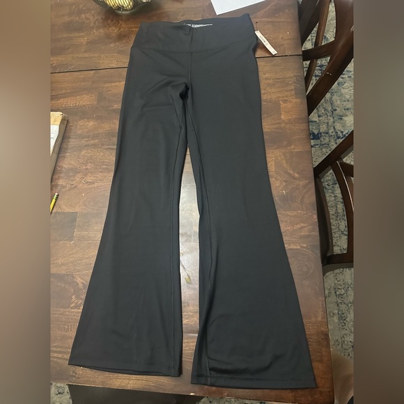 VS black flare leggings - Picture 4 of 4